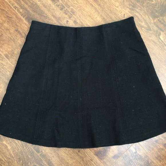 LOFT Dresses & Skirts - Black LOFT swing skirt, elastic